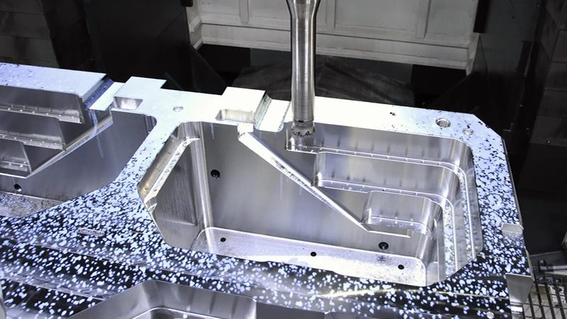 佛山模具钢批发市场：揭秘模具钢的选择与运用**