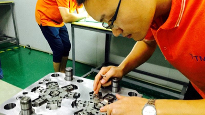 大型家电模具成都加工厂：揭秘模具制造的核心技术**