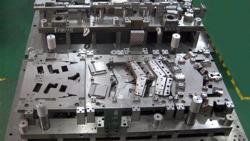 压铸模具与注塑模具：两种工艺的内在差异解析